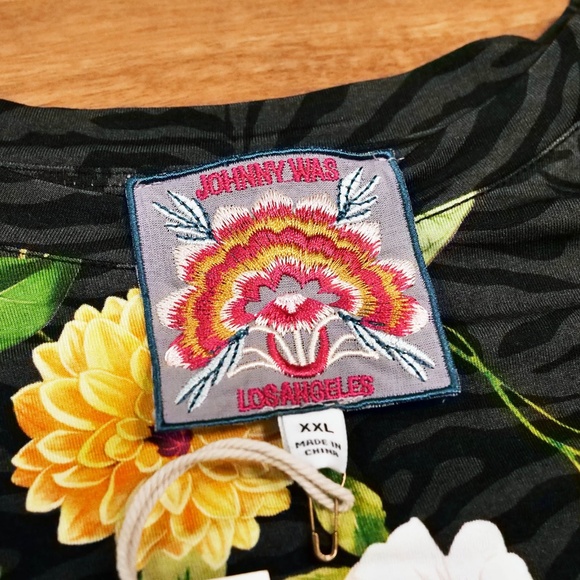 Johnny Was Blooming Breeze Relaxed Tee, XXL — NWT - Picture 2 of 6